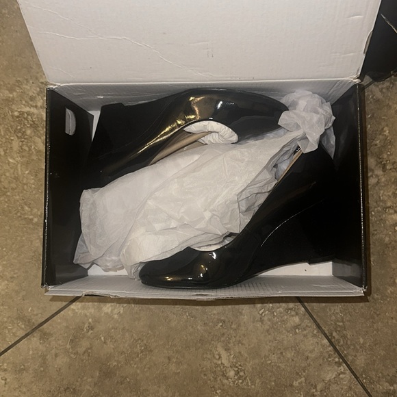 Jcrew - Sylvia patent wedges - Picture 2 of 4